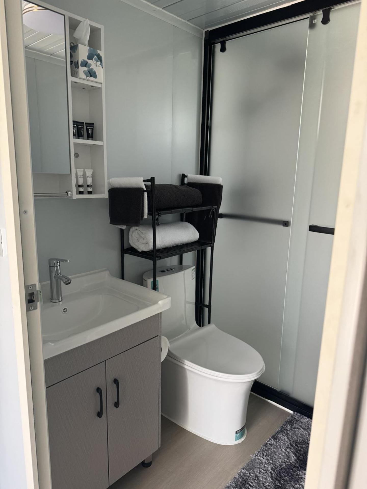 Appartamento Tiny Container House Westmere Esterno foto